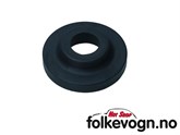 Gummi mellom bakaksel og chassis senter
